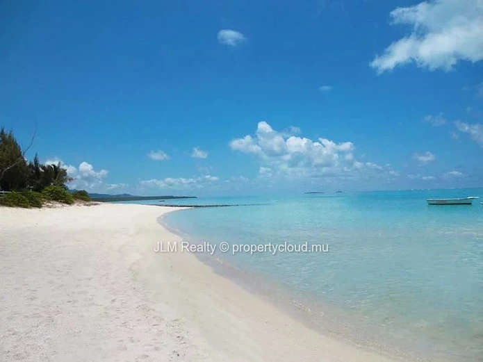 À vendre – Villa contemporaine avec piscine dans un domaine d’exception à Pointe d’Esny, Île Maurice