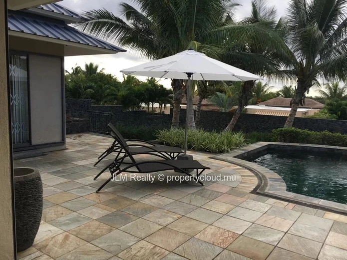 Villa de plain-pied avec piscine privée à vendre à Tamarin, Île Maurice