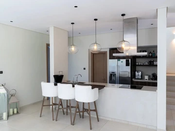 4 Bedroom Townhouse, Duplex