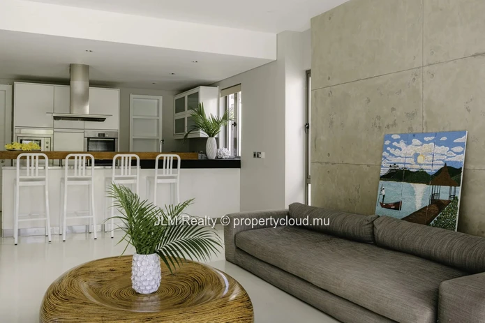 Villa de Prestige avec 4 Chambres et Grand Terrain à Vendre dans un Domaine Golfique d’Exception à l'Île Maurice