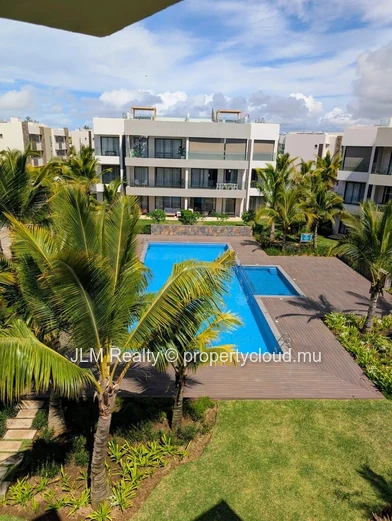 Penthouse avec rooftop privatif et piscine à vendre à Pointe aux Canonniers, Île Maurice