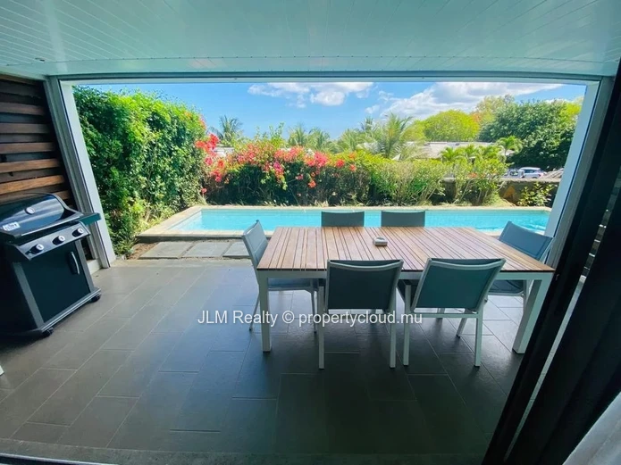 Joli appartement en rez-de-jardin avec piscine privative à vendre à Tamarin, Île Maurice