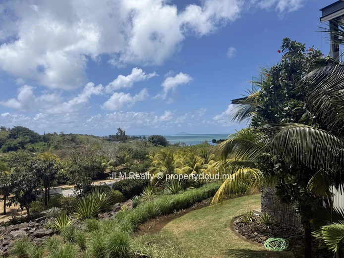 Appartement à vendre à St Antoine, Île Maurice – Vue mer panoramique, 3 chambres avec terrasses généreuses