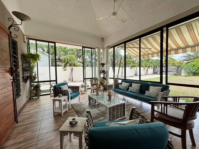 Spacious Villa with Pool, Garden and Mountain View for Sale in a Secure Estate – Petite Rivière Noire, Mauritius