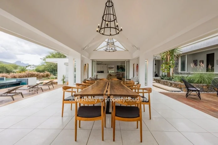 Exceptional Villa with Panoramic View and 25 meter Swimming Pool for Sale in Black River, Mauritius
