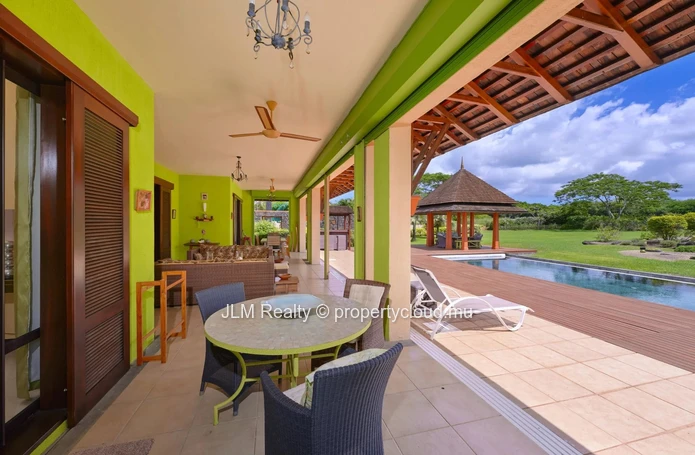 For Sale – Exquisite Villa in a Secure Golf Estate in Tamarin, Mauritius