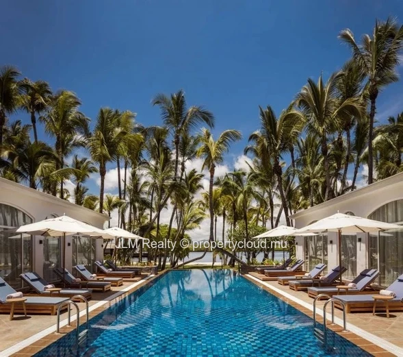 À vendre, villa exclusive dans un resort 5* pieds dans l'eau à Belle Mare sur la côte est de l’Île Maurice