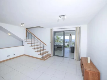 5 Bedroom Villa