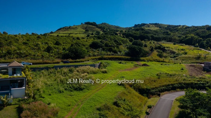 Exceptional plot for sale with panoramic ocean views in Bel Ombre, Mauritius.
