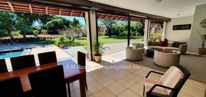 5-bedroom luxury villa for sale at the Tamarina Golf Estate in Tamarin, Mauritius