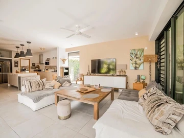 4 Bedroom Villa