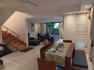 4 Bedroom Villa