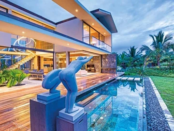 5 Bedroom Villa