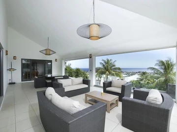 5 Bedroom Villa