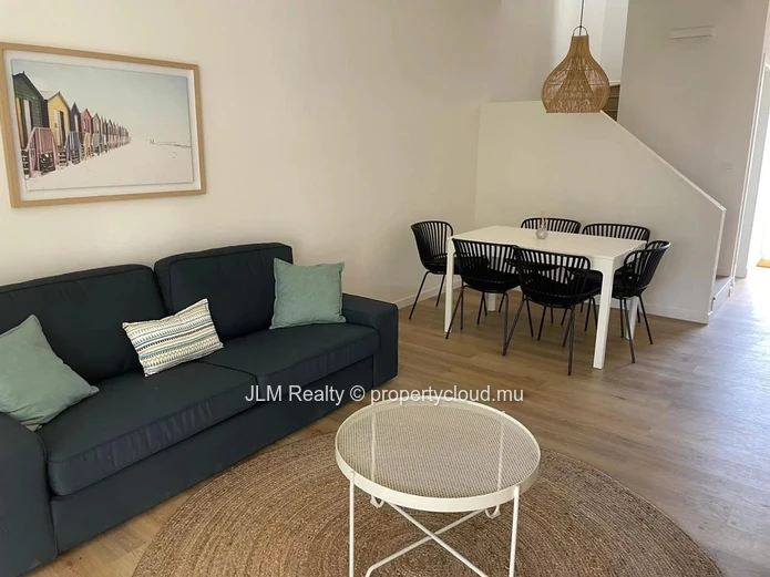 À Vendre - Duplex dans une résidence sécurisée à Tamarin, Île Maurice
