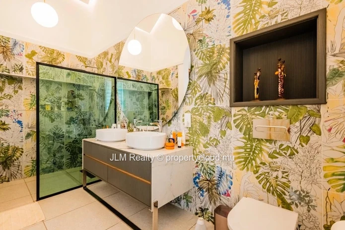 Exceptional Villa with Panoramic View and 25 meter Swimming Pool for Sale in Black River, Mauritius