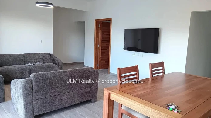 À Louer: Appartement moderne 3 chambres à pied de la plage à Rivière Noire, Île Maurice