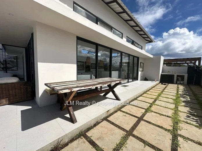 Villa moderne de 3 chambres à louer à Tamarin, Île Maurice