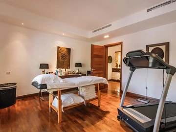 7 Bedroom Villa