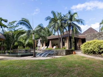 5 Bedroom Villa