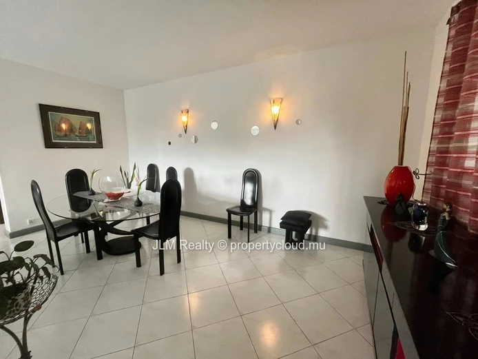À Vendre – Charmante maison familiale avec vue panoramique à Sodnac, Île Maurice