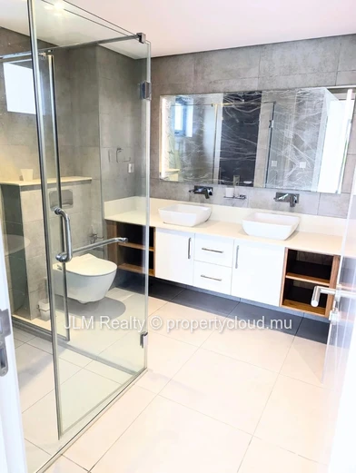 Appartement contemporain à vendre à Pointe aux Canonniers, Île Maurice