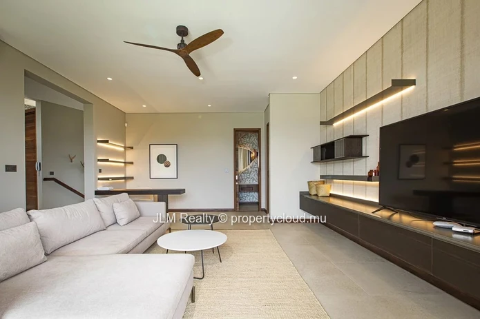 Superb luxury villa for sale in a golf estate in Beau Champ on the east coast of Mauritius