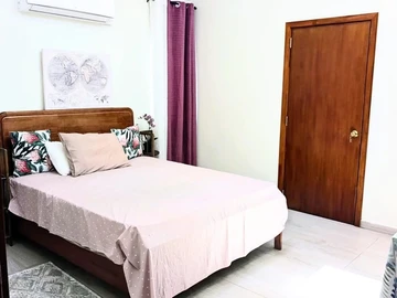 5 Bedroom Villa