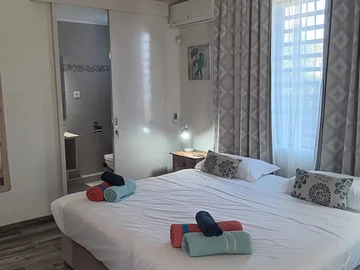 5 Bedroom Villa