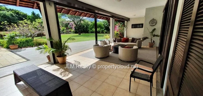 5-bedroom luxury villa for sale at the Tamarina Golf Estate in Tamarin, Mauritius
