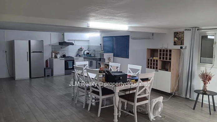 Appartement moderne de 2 chambres en rez-de-chaussée à louer | Flic en Flac, Maurice