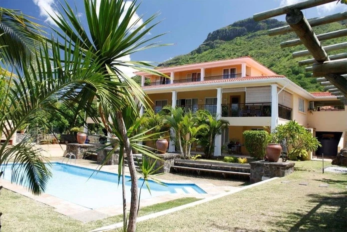 For Sale – Elegant Family Villa in a Secure Estate in Black River, Mauritius