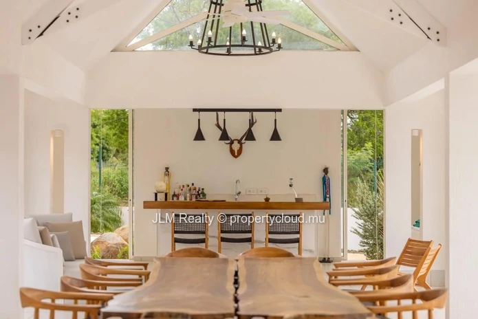 Exceptional Villa with Panoramic View and 25 meter Swimming Pool for Sale in Black River, Mauritius