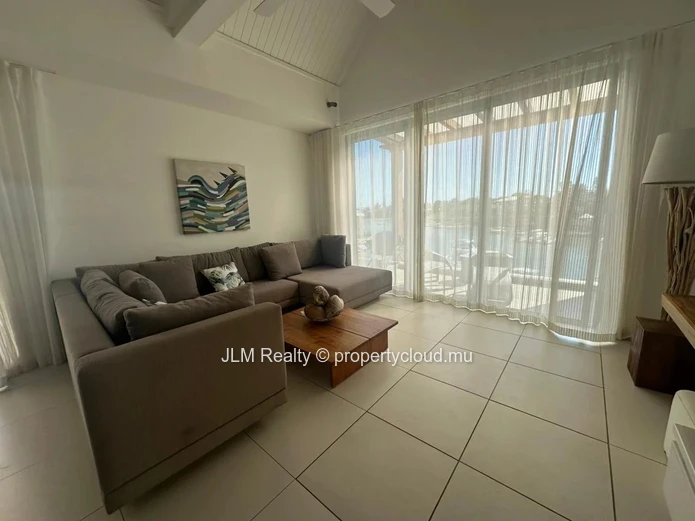 Superb penthouse for rent in the marina in Black River, Mauritius