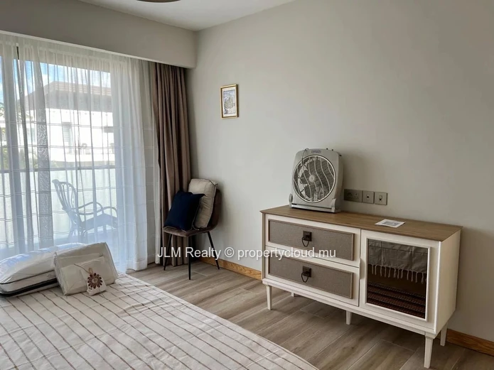 Duplex moderne avec rooftop et jacuzzi à louer à Mont Choisy, Île Maurice