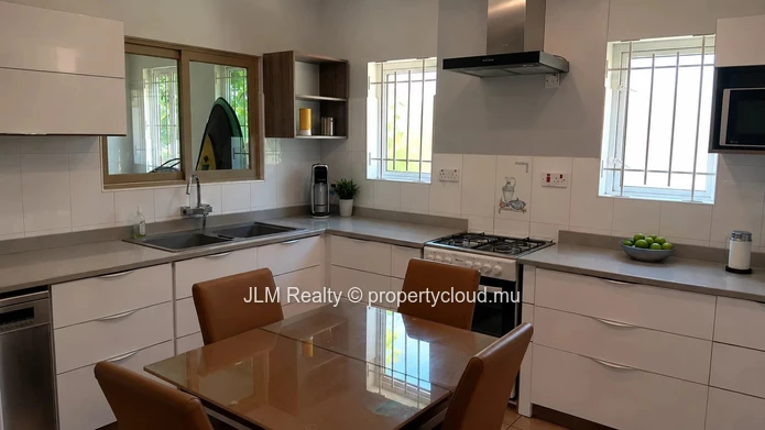 For Sale – Spacious Villa Facing the Beach in Flic en Flac, Mauritius