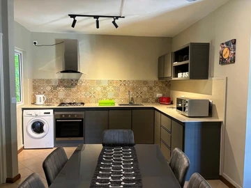 3 Bedroom Townhouse, Duplex