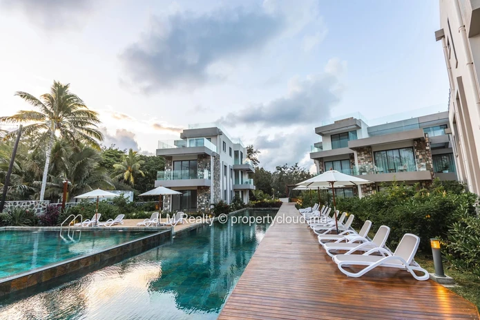 À vendre – Appartement neuf de 3 chambres les pieds dans l’eau, à Poste Lafayette, île Maurice