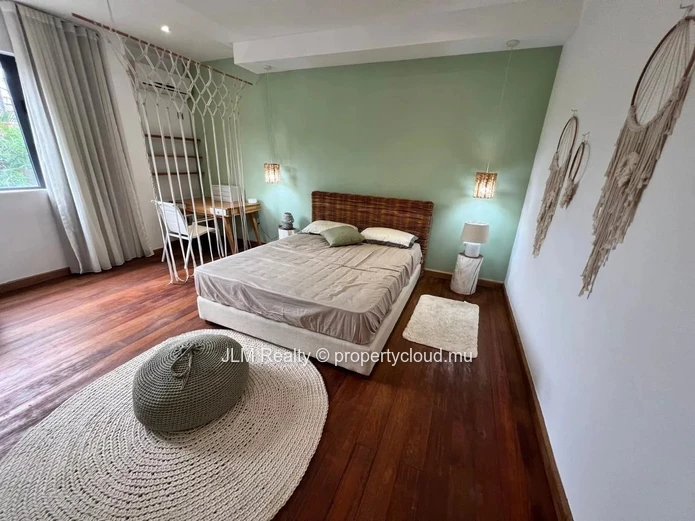 Spacious Furnished Villa with Swimming Pool for Rent in Tamarin, Mauritius – Close to the Beach and Amenities