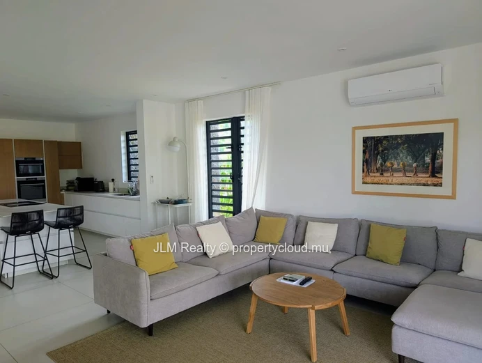 Contemporary Golf-View Villa for Rent in Haute Rive, Mauritius