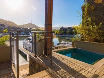 3 Bedroom Townhouse, Duplex