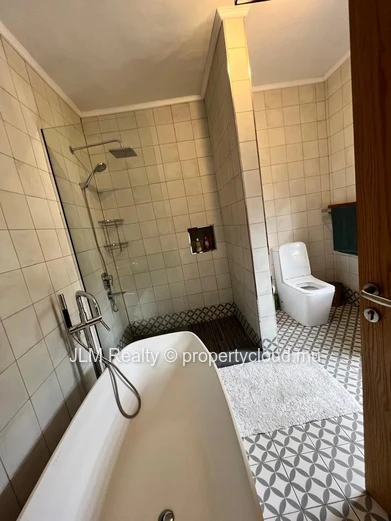 Spacious Furnished Villa with Swimming Pool for Rent in Tamarin, Mauritius – Close to the Beach and Amenities