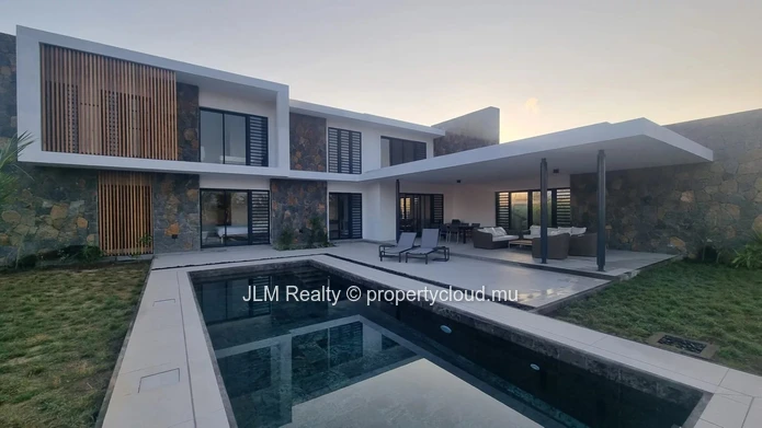 Contemporary Golf-View Villa for Sale in Haute Rive, Mauritius