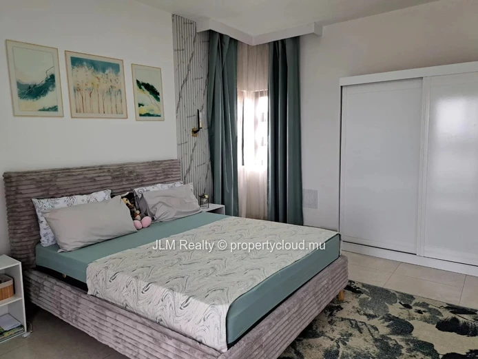 Modern 3-Bedroom Villa with Pool, Sea & Mountain Views, Flic en Flac, Mauritius