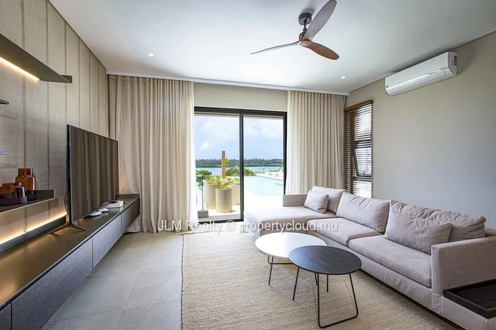 Superb luxury villa for sale in a golf estate in Beau Champ on the east coast of Mauritius