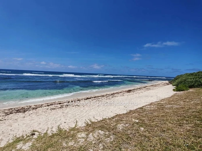 Brand-New Seafront Apartment for Rent in Poste Lafayette, Mauritius