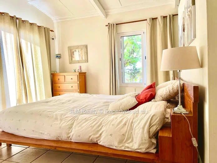 Charming villa with panoramic views of the ocean and mountains for rent in Tamarin, Mauritius