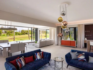 5 Bedroom Villa