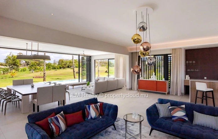 Prestigious Villa with Panoramic Golf Views for Sale in the East of Mauritius