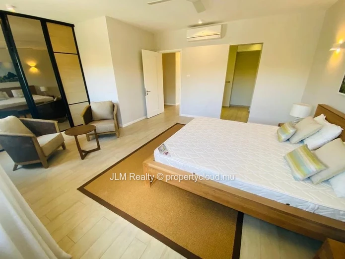 Joli appartement en rez-de-jardin avec piscine privative à vendre à Tamarin, Île Maurice